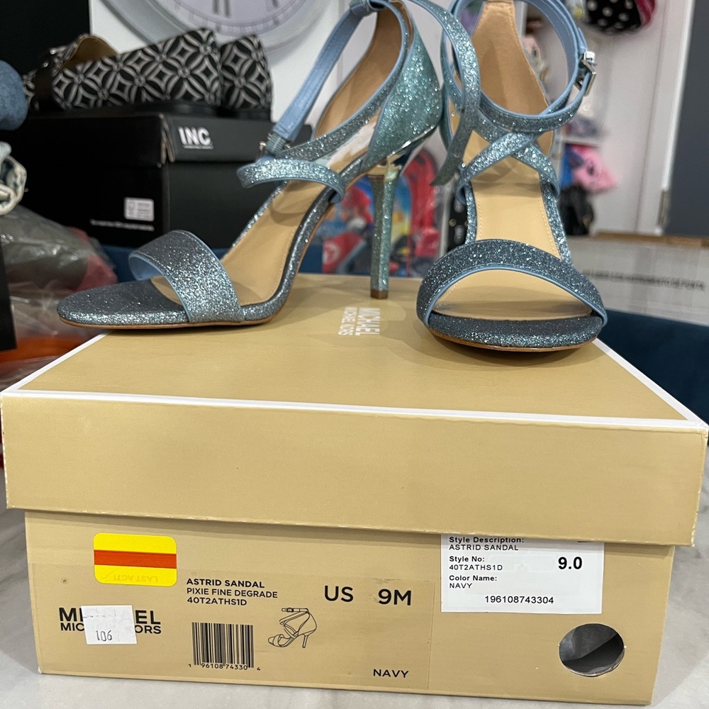 Michael Kors Glitter Heels in Blue